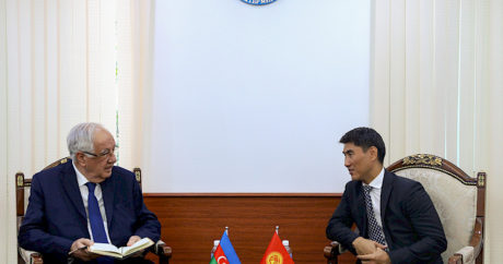 Kırgızistan Dışişleri Bakanı Azerbaycan’ın Bişkek Büyükelçisi ile görüştü