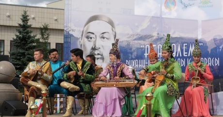 Kazakistan’da şair Abay Kunanbayev’i anma etkinlikleri düzenlendi