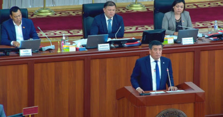 Kırgızistan`da ilk istifa geldi – Cumhurbaşkanı kabul etmedi