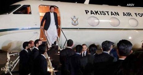 Pakistan Başbakanı Han`ı taşıyan uçak New York’a acil iniş yaptı