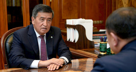 Kırgızistan Cumhurbaşkanı Ceenbekov Kırgızistan Meclis Başkanını kabul etti