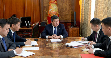 Kırgızistan Cumhurbaşkanı Ceenbekov, kırgız-tacik sınırındaki gerginlikle ilgili toplantı yaptı
