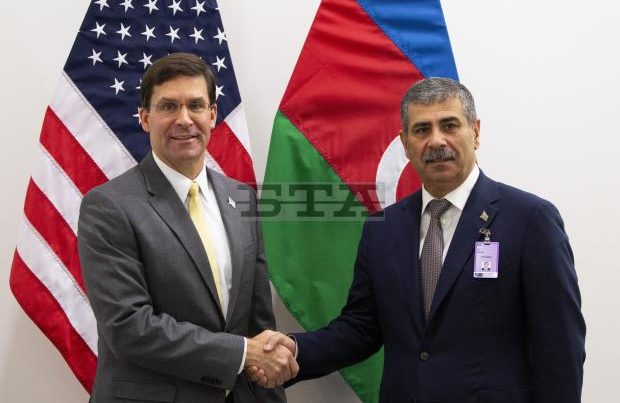 Azerbaycan ve ABD Savunma bakanları görüştü