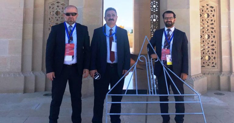Türk gazeteciler Azerbaycan`da Şehitleri ziyaret ettiler- FOTOGALERİ