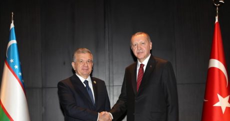 Türkiye Cumhurbaşkanı Erdoğan ile Özbekistan Cumhurbaşkanı Mirziyoyev bir araya geldi