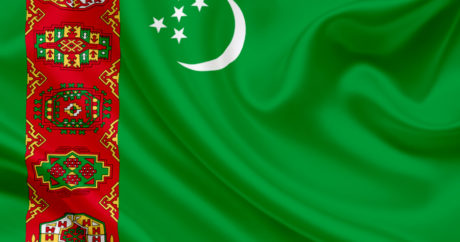 Türkmenistan “Anayasa ve Milli Bayrak Günü”nü kutladı