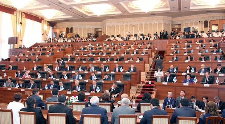Kırgızistan`da parlamento seçimlerinin gerçekleştirileceği tarih belli oldu