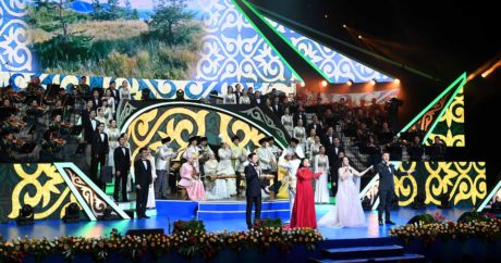 Elbaşı Nazarbayev, İlk Cumhurbaşkanı Günü konserine katıldı