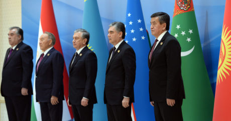Orta Asya Devlet Başkanları 2. Çalışma Toplantısı Taşkent`te başladı