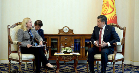 Kırgızistan Cumhurbaşkanı Ceenbekov, Mariam Sherman ile görüştü