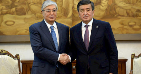Kazakistan ve Kırgızistan Cumhurbaşkanları telefonda görüştü
