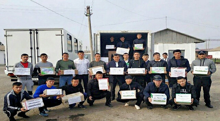 Özbekistan, Afganistan’a insani yardım gönderdi