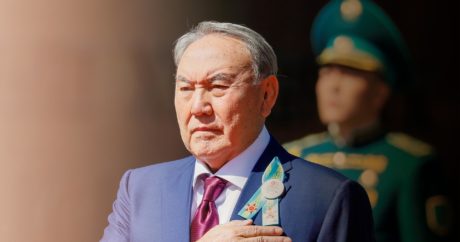 Elbaşı Nazarbayev, uçak kazasında hayatını kaybedenlerin ailelerine başsağlığı verdi