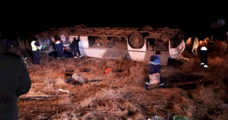 Kazakistan’da yolcu otobüsü devrildi: 8 ölü, 28 yaralı
