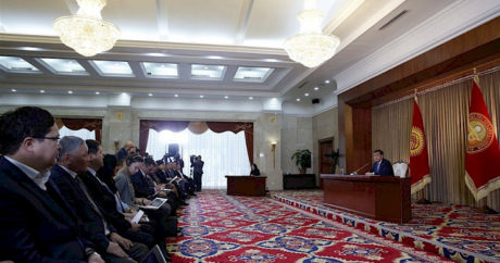Kırgız Lider Ceenbekov, yıllık basın toplantısı düzenleyecek