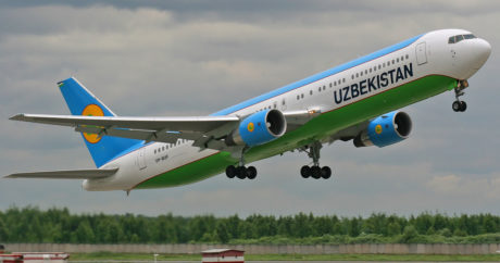 Özbekistan Havayolları`na ait yolcu uçağı Samara`da kaza inişi yaptı