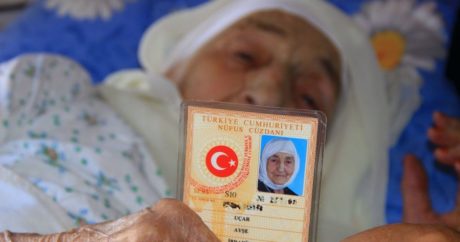 Türkiye`nin en yaşlı insanı vefat etti