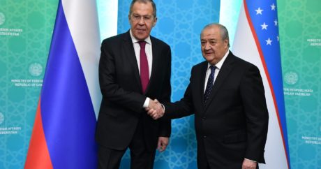 Özbekistan ve Rusya Dışişleri bakanları Taşkent`te bir araya geldi