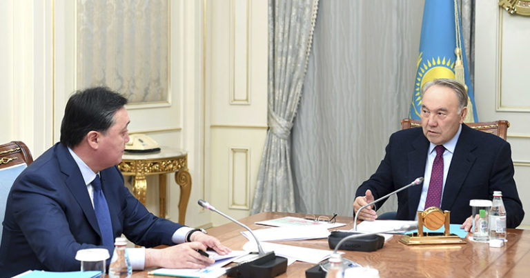 Elbaşı Nazarbayev Başbakan Mamin`i kabul etti