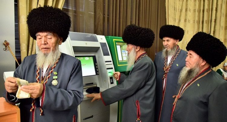 Türkmenistan’da emekli maaşına yüzde 10 zam yapıldı