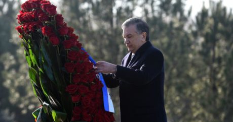 Cumhurbaşkanı Mirziyoyev, İslam Kerimov`u doğum gününde andı