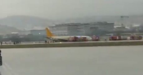 Türkiye`nin Sabiha Gökçen Havalimanı`nda yolcu uçağı pistten çıktı