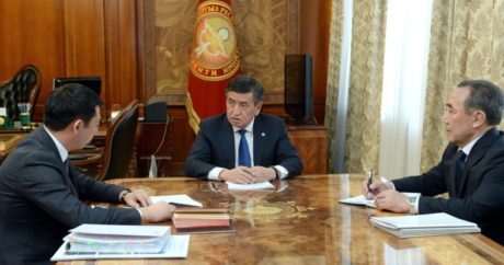Cumhurbaşkanı Ceenbekov, Kültür Bakanı Camankulov`la görüştü