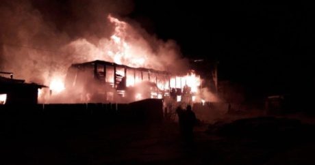 Özbekistan`da yangın faciası: 3`ü çocuk 6 kişi hayatını kaybetti