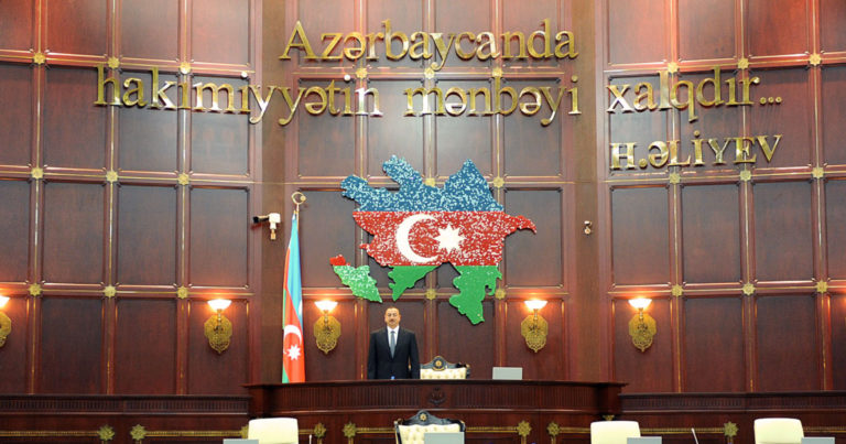 Cumhurbaşkanı Aliyev`in katılımıyla Azerbaycan Meclisi`nin ilk oturumu başladı