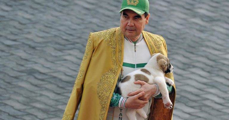 Türkmenistan’da Alabay köpekleri için bayram günü tesis edildi