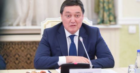 Kazakistan Başbakanı Mamin, Rus ve Belarus mevkidaşları ile görüştü