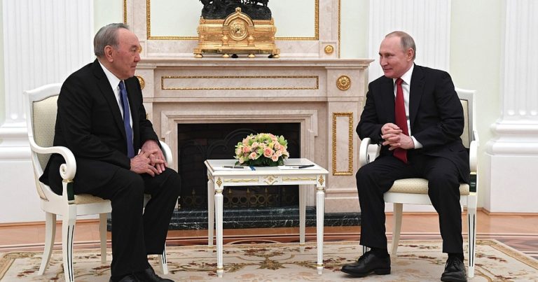 Putin, koronavirüse yakalanan Nazarbayev’e acil şifalar diledi