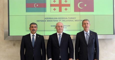 Azerbaycan-Gürcistan-Türkiye Savunma Bakanları Üçlü Toplantısı Gürcistan`da düzenlenecek