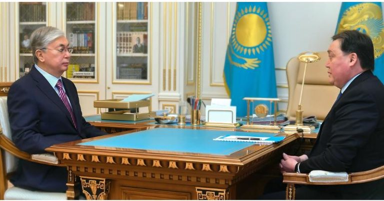Cumhurbaşkanı Tokayev, Başbakan Mamin`le OHAL konusunu görüştü