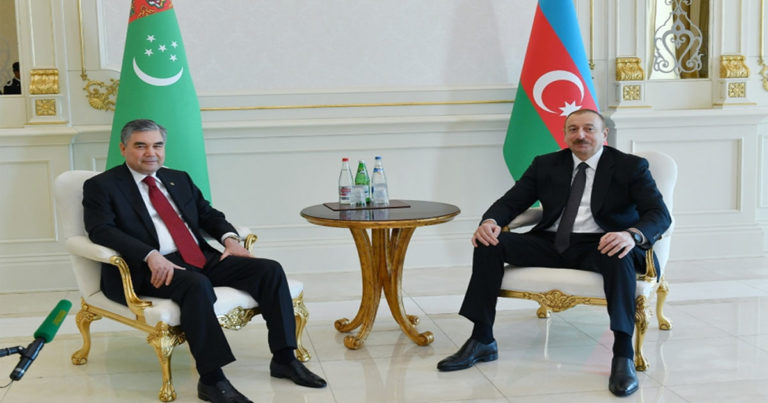 Türkmenistan Cumhurbaşkanı Berdimuhammedov Azerbaycan`da: Aliyev`le bir araya geldi