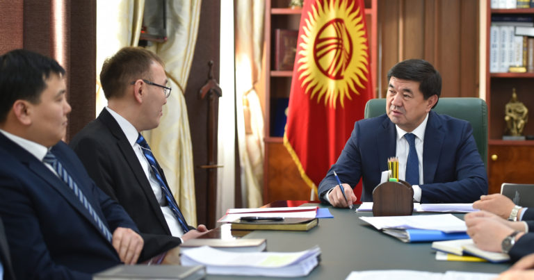 Kırgızistan Hükumeti, Başbakan Abılgazıyev başkanlığında toplandı