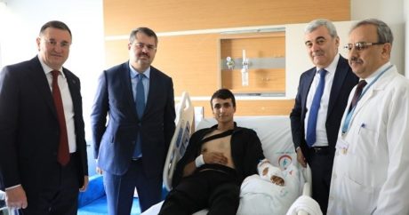 Azerbaycan’ın Ankara Büyükelçisi, İdlib`de yaralanan askerleri ziyaret etti