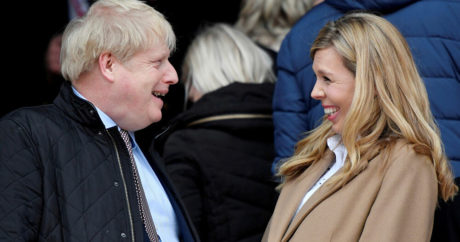Boris Johnson ile nişanlısı Carrie Symonds’ın bebeği dünyaya geldi