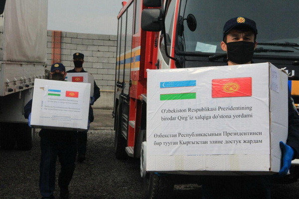 Özbekistan`dan Kırgızistan`a insani yardım