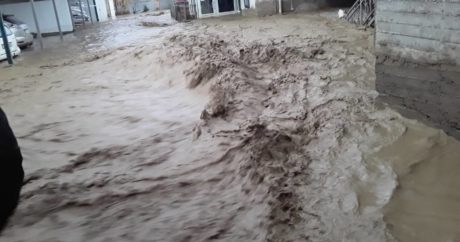 Kırgızistan`da sel felaketi: Evler su altında kaldı