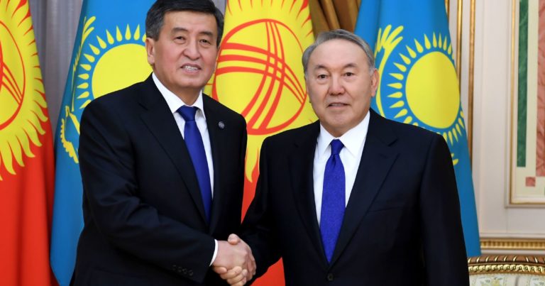 Liderlerden Cumhurbaşkanı Ceenbekov`a ve Kırgız halkına Zafer Bayramı tebriği