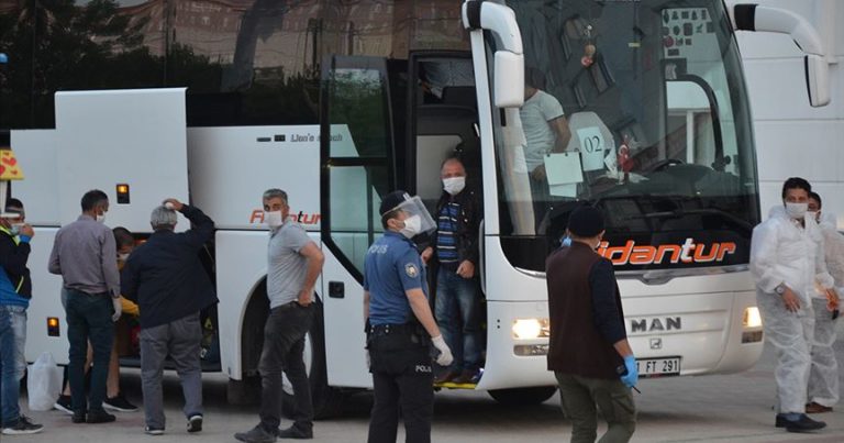 KKTC ve Macaristan’dan getirilen Türk vatandaşları yurtlara yerleştirildi