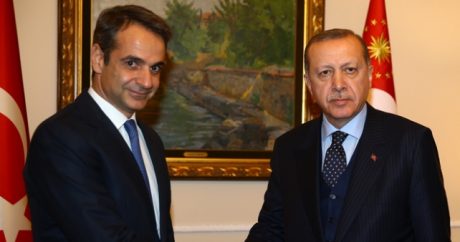 Cumhurbaşkanı Erdoğan Miçotakis ile görüştü