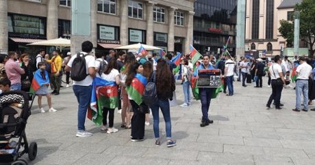 Ermenistan’ın saldırıları Almanya’da protesto edildi