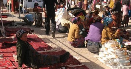 Türkmenistan’ın en büyük pazarı olan Altınasır Pazarı kapatıldı