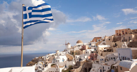 Yunanistan’da ‘Ayasofya’ tepkileri sürüyor