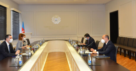 Azerbaycan Eğitim Bakanı Türkiye’nin Bakü Büyükelçisi ile görüştü