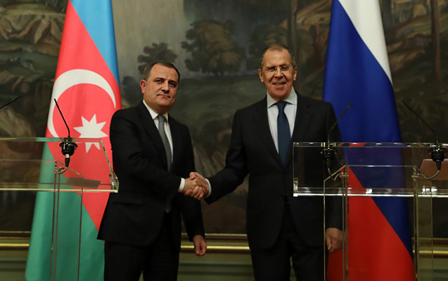 Azerbaycan ve Rusya dışişleri bakanları, Karabağ’daki durumu görüştü