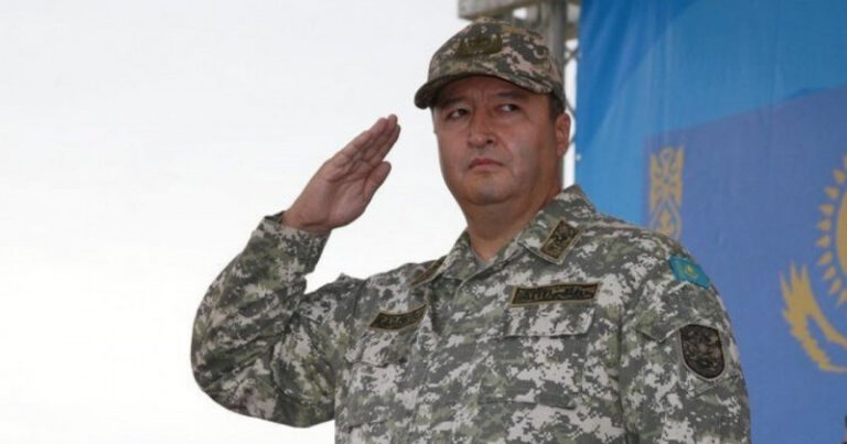 Kazakistan Savunma Bakan Yardımcısı görevden alındı