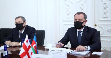 Azerbaycan Dışişleri Bakanı Bayramov, Gürci mevkidaşı ile bir araya geldi